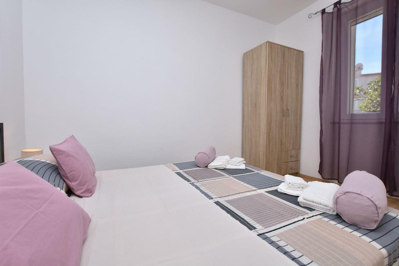Apartments Dragica Primošten Exterior foto
